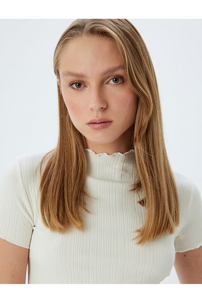 Koton Stand Collar Short Sleeve Textured Slim Fit Bodysuit