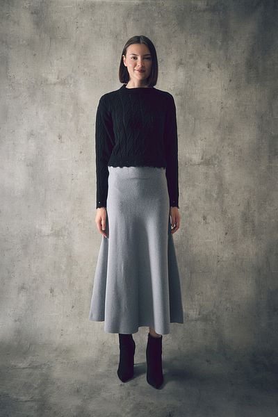 Fulla Moda Pulover de bază rupt cu decolteu triplu