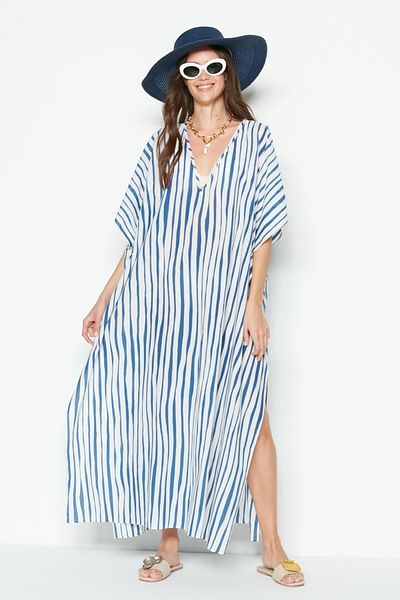 C&City Blaues/weißes Pareo-Strandkleid in Übergröße – 22330
