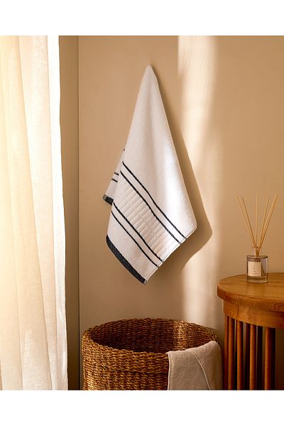 Madame Coco Martin Face Towel