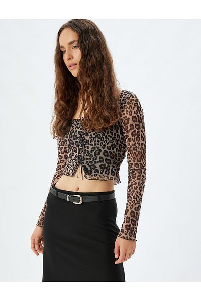Koton Tricou crop slim cu imprimeu leopard - mânecă lungă, guler pătrat, detaliu fundă