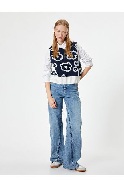 Koton Floral Patterned Crew Neck Knitwear Sweater - Sleeveless