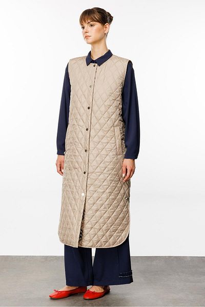 Micca Stone Colored 24 Garni Detailed Quilted Long Sports Vest - for All Time