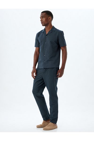 Koton Chino-Hose aus Baumwolle – Taschendetail und Taillenschnürung