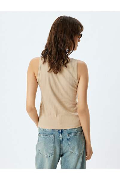 Koton Αμάνικο μπλουζάκι με στρογγυλή λαιμόκοψη
