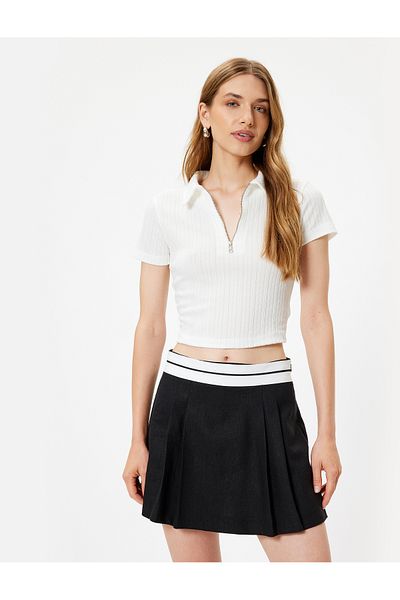 Koton Tricou Polo cu mânecă scurtă texturată - Detaliu cu jumătate de fermoar