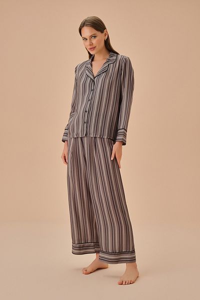 SUWEN Slim Masculine Pajama Set