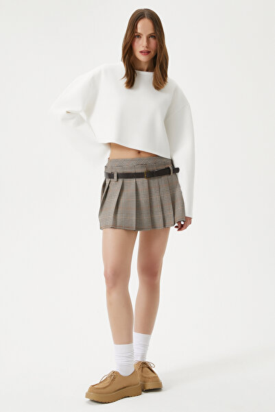 Ritnice Women's Vegas Ecru Raised Crop Sweatshirt