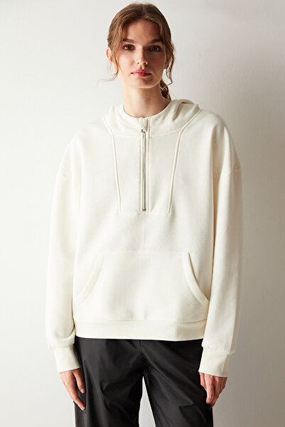 Penti Beyaz Kapüşonlu Kanguru Cepli Oversize Sweatshirt
