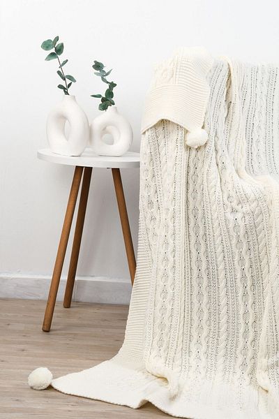 DOUX HOME بطانية تليفزيون محبوكة من ديريا مع 4 أضاليا 130 × 170 (عظم)