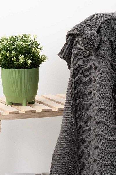 DOUX HOME Meral Knitwear Πλεκτή κουβέρτα τηλεόρασης Pompom 130 X 170 cm (ΑΝΘΡΑΚΙΤΗ)