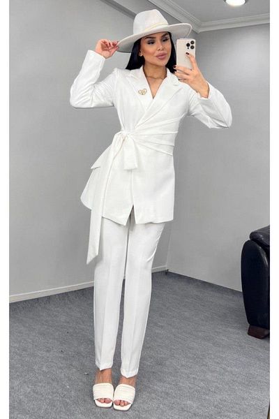 pembekurdelem White Women's Jacket and Trousers Set - Tied