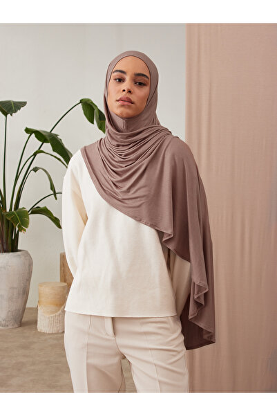 Femple Modest Πρακτικό σάλι ζέρσεϊ Premium |   Χρώμα: Μόκα Αφρός |   Μέτρο: Ενήλικος |   Ραμμένο με πηγούνι |   Στιγμιαίο Hijab