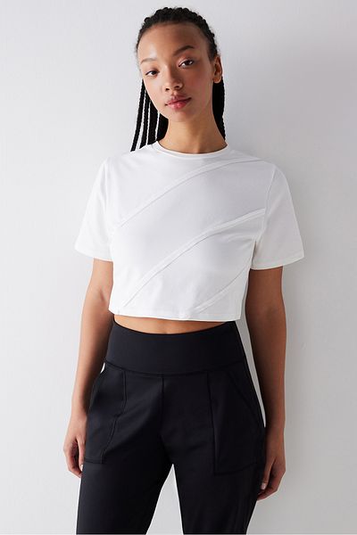Penti Tricou Crop Alb cu Detaliu Cusături - Mânecă Scurtă