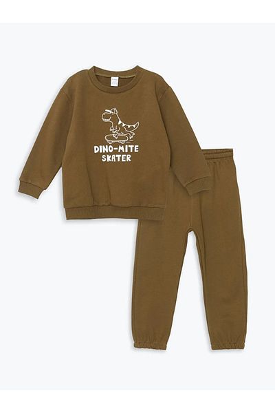 LC Waikiki طقم سويت شيرت وسروال رياضي للأطفال الرضع مطبوع عليه رقبة دائرية من LCW Baby Khaki مكون من قطعتين