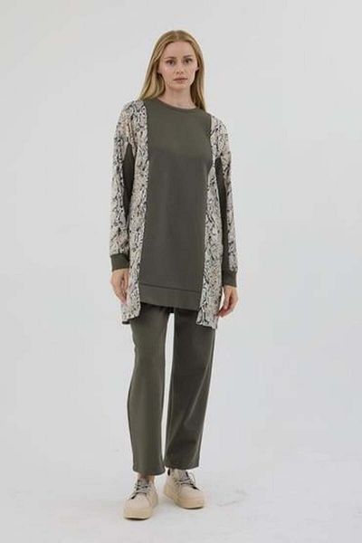 Moodbasic طقم كاكي موديل Mb24.629 - تفاصيل نمط الأفعى