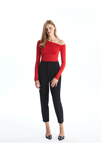 LC Waikiki LCW Vision Kırmızı Kayık Yaka Kadın Bluz