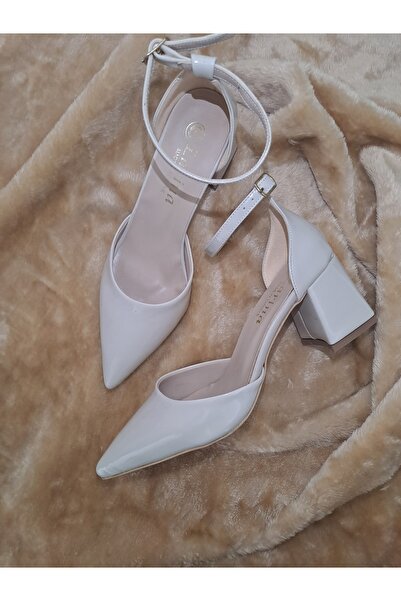 ARZUM SHOES Patent Leather Material Medium Heeled Women's Evening Dress Shoes
