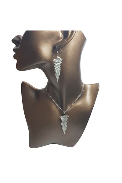 Ororabutik Silver Color 5cm Leaf Figured Necklace and Earring Set