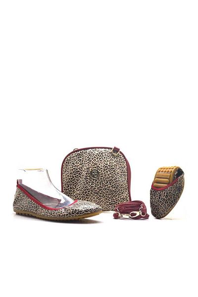 Rollbab Leopard Patterned Women's Ballerinas - with Foldable Portfolio Bag