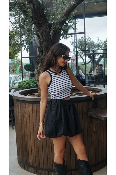 DelVino Black and White Striped Crop