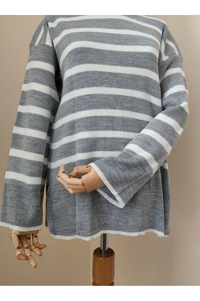 Butik Women's Gray Striped Turtleneck Oversize Sweater with Side Slits
