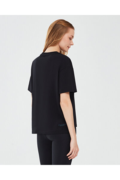SKECHERS Graphic T-Shirt W Short Sleeve T-Shirt S241011 Kadın Tişört SİYAH