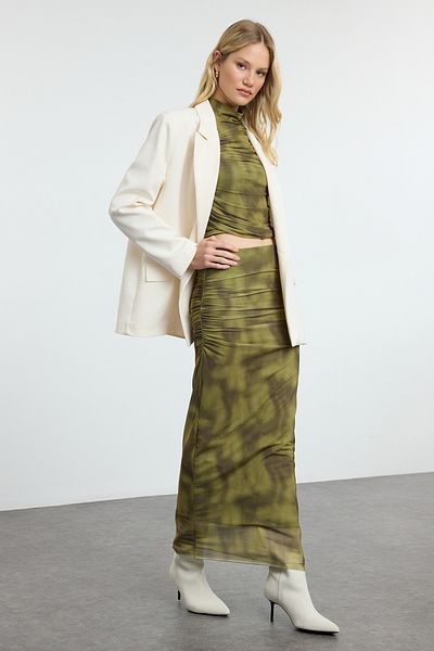 Trendyol Collection Grüner drapierter Maxi-Tüll-Stretch-Strickrock TWOSS24ET00023