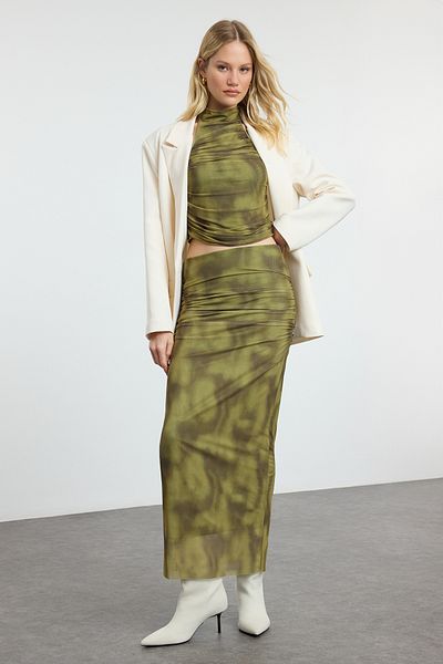 Trendyol Collection Grüner drapierter Maxi-Tüll-Stretch-Strickrock TWOSS24ET00023