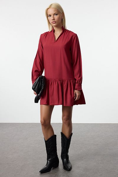 Trendyol Collection Μίνι Φόρεμα Βουργουνδίας με V λαιμόκοψη - Φούστα Flounce, ίσιο κόψιμο Twoaw25el00235
