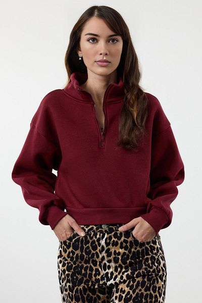Trendyol Collection Burgunderrotes Fleece-Crop-Strick-Sweatshirt – bequeme Passform, Reißverschluss, dicke Innenseite – TWOAW24SW00221