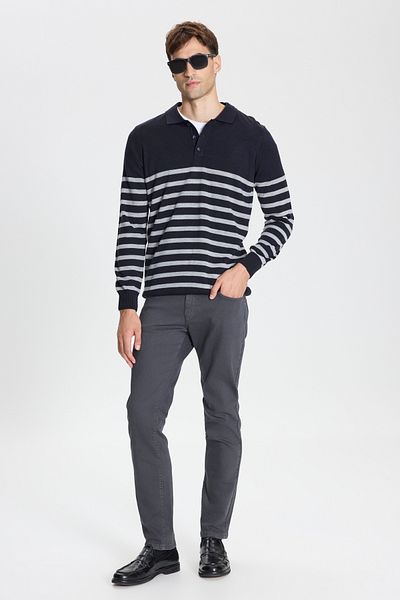 ALTINYILDIZ CLASSICS Marineblau-grau gestreifter Herren-Strickpullover mit Polokragen - Standard-Passform