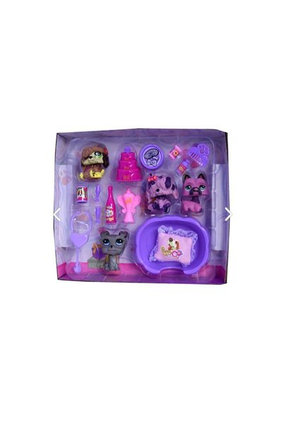 TRUST STORE 17 Pieces Cheerful Minis Toy Set with 4 Figures V2