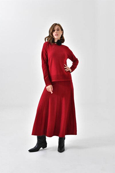 FTZ WOMEN بدلة تنورة نسائية أحمر كلاريت 20530