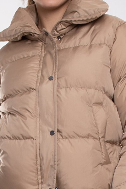 PIQUE Leylak Geniş Yaka Kol Ve Etek Ucu Lastikli Kadın Kısa Mont