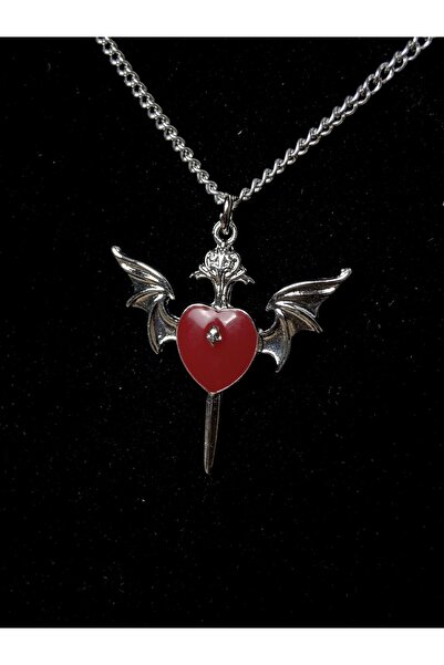 DarkellaStore Gotik Punk Kanatlı Kuru Kafalı Kırmızı Kalp Kolye