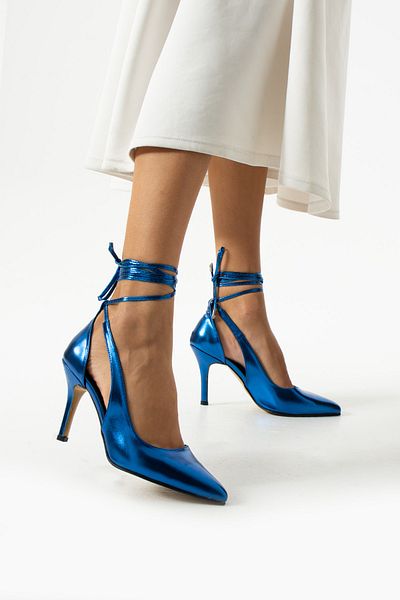 La Limar Pantofi cu toc stiletto cu curea la gleznă albastru saks de 8,5 cm