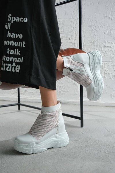 Modanizm Esha Beyaz Fileli Dolgu Topuklu Spor Bot