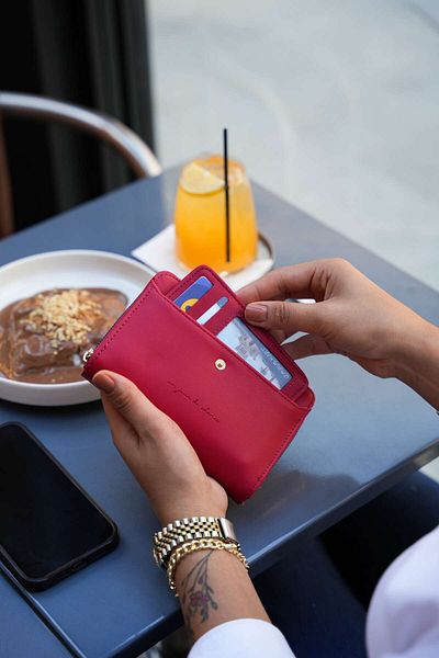 Crew Leather Braga Women's Wallet / Card Holder Gift