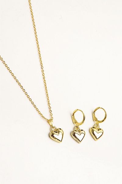 EUROMODA Heart Design Necklace Earring Suit Set
