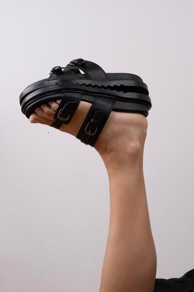 sovrana Μαύρες παντόφλες - με λεπτομέρεια δύο ζωνών