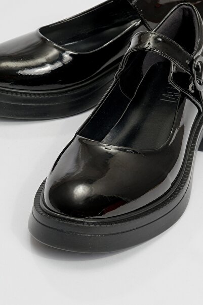 LuviShoes Черни лачени дамски мокасини обувки Petric