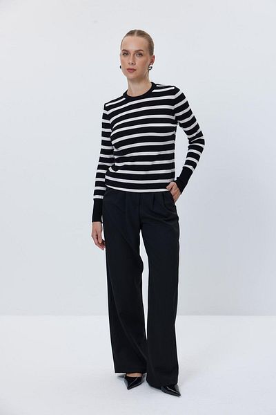 Tuba Butik Crew Neck Striped Knitwear Black Women's Sweater