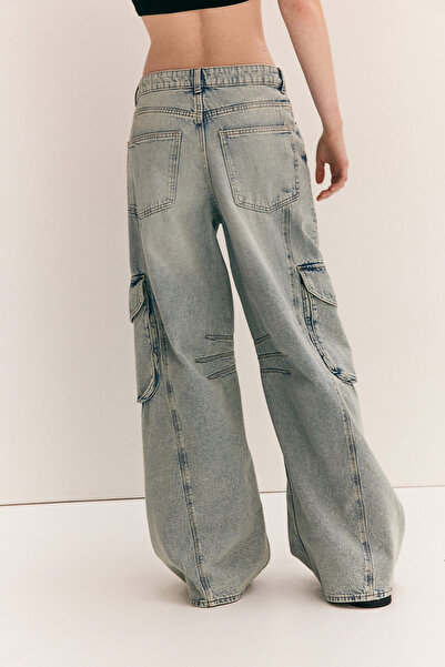 H&M Straight Regular Cargo Jeans