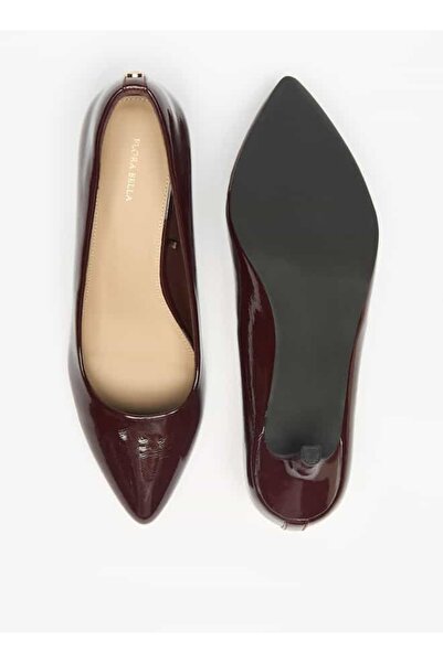 Flora Bella by Shoexpress Flora Bella Textured Slip-On Pumps with Kitten Heels