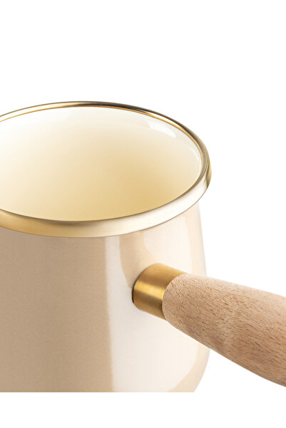 Madame Coco Bonneville Coffee Pot - Stylish and Comfortable Design