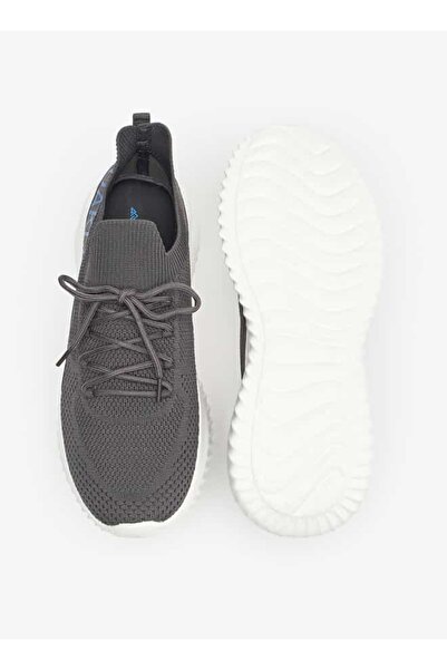 Oaklan by Shoexpress Oakland by Shoexpress Logo Print Slip-On Sports Shoes with Pull Tabs