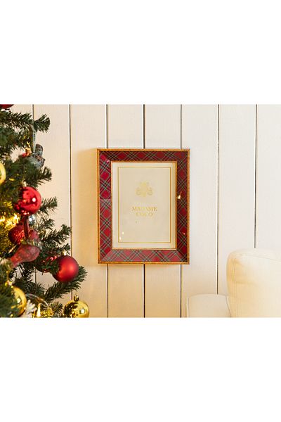 Madame Coco Debriana Frame
