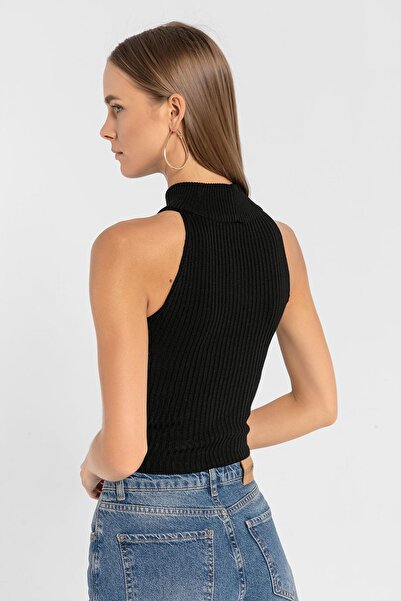 Miss Poem Women's 2-Piece Sleeveless Ribbed Knit Sweater
