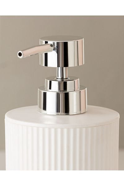 Madame Coco Martre Chrome Louter 3-Piece Bathroom Set